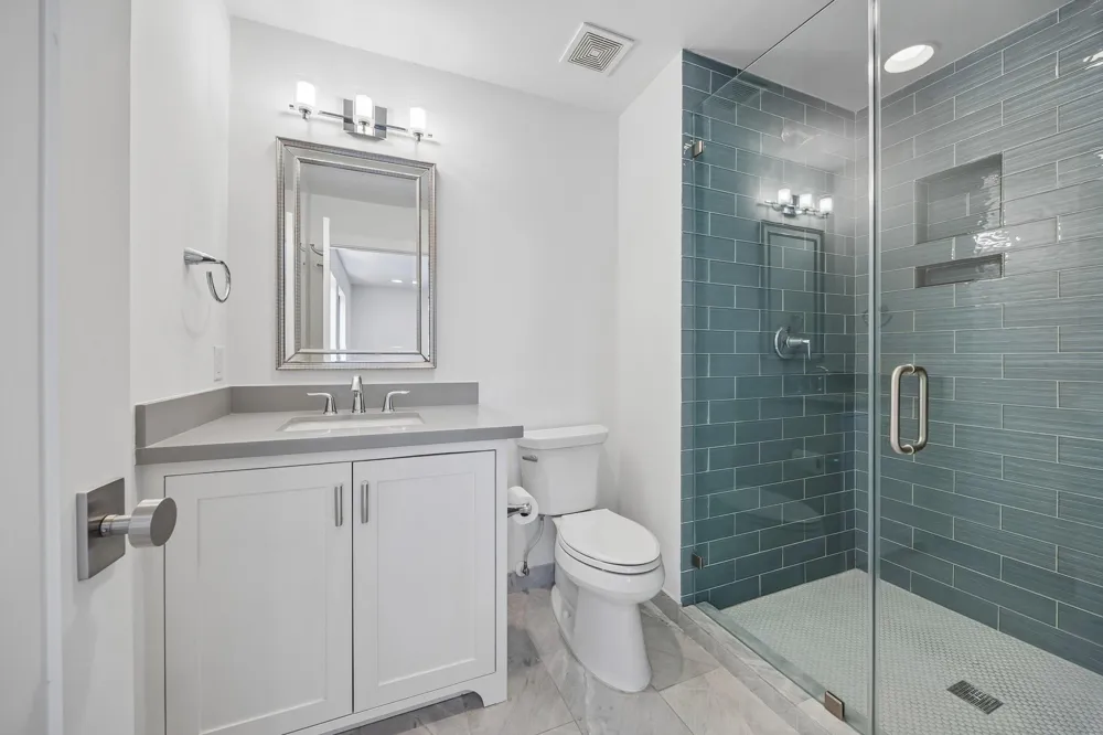 1 Boulevard Green Bellaire, TX 77401