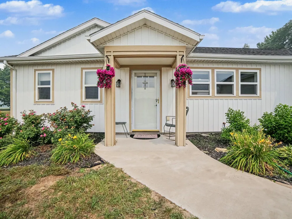 3970 W Destiny Drive Hart, MI 49420