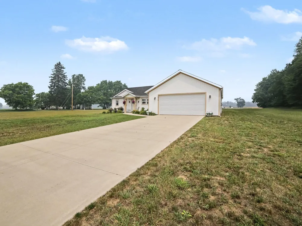 3970 W Destiny Drive Hart, MI 49420