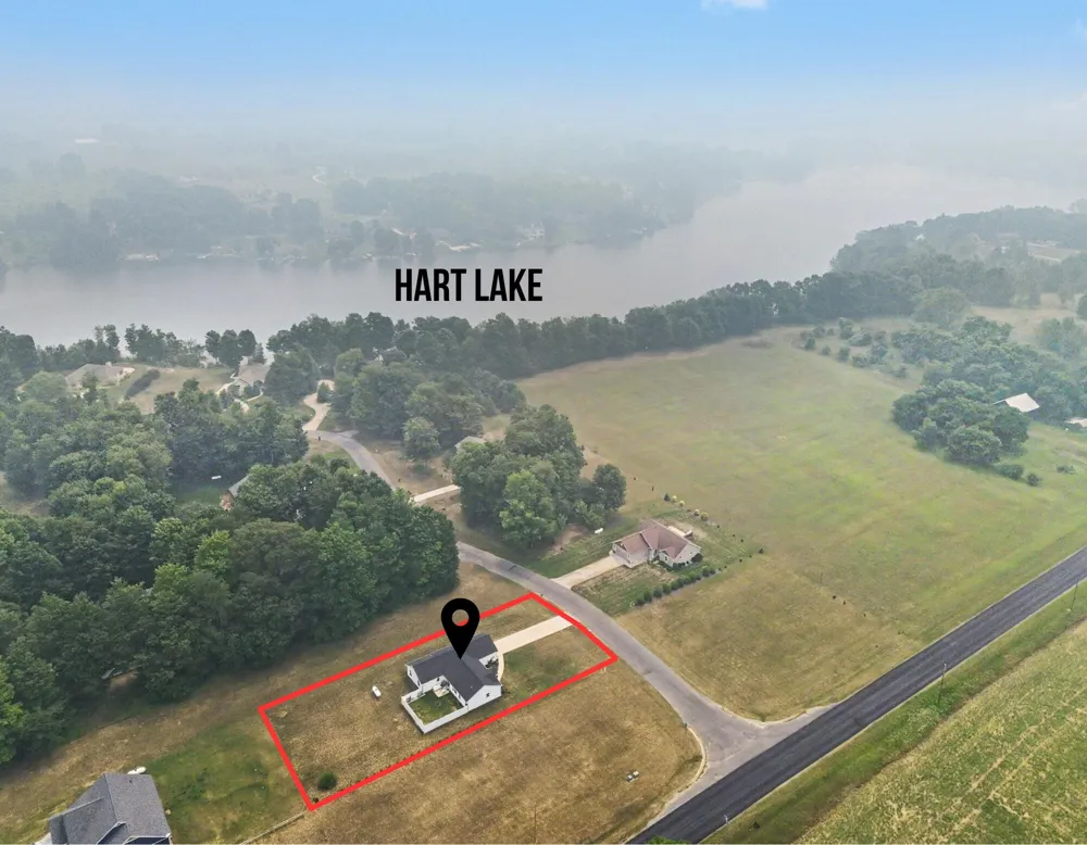 3970 W Destiny Drive Hart, MI 49420