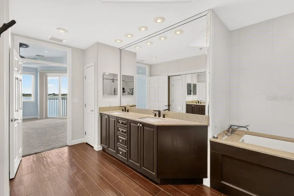 8749 THE ESPLANADE #22 Orlando, FL 32836