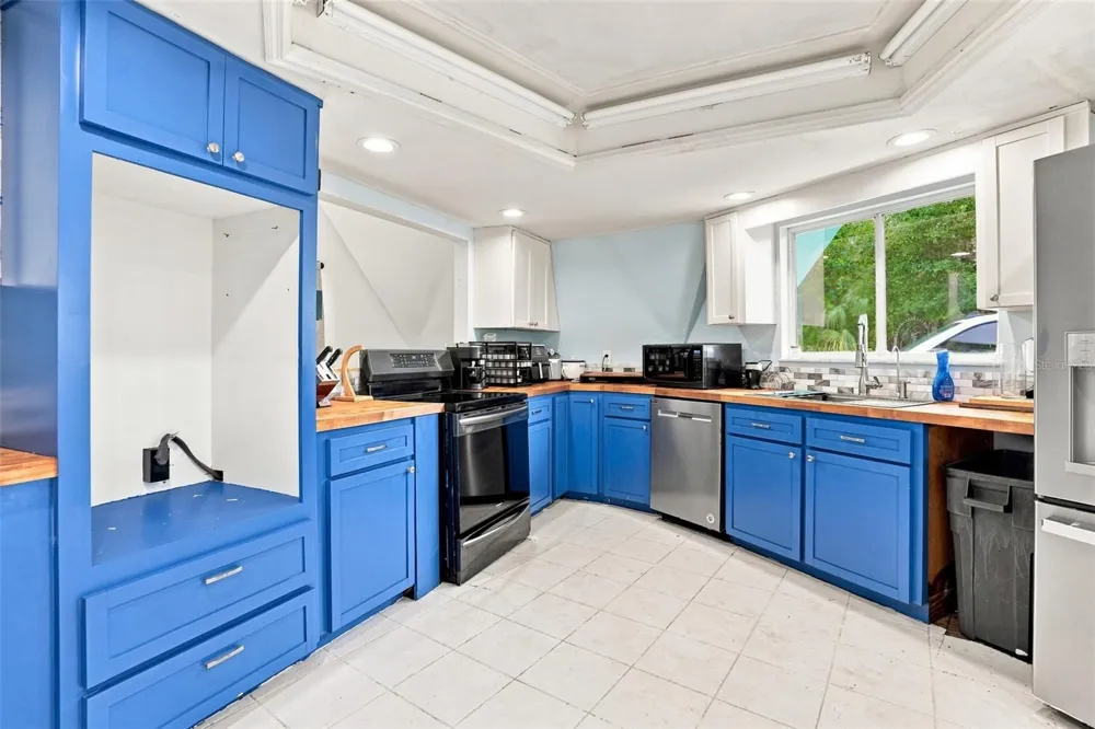 5285 S HILLS POINT Lecanto, FL 34461