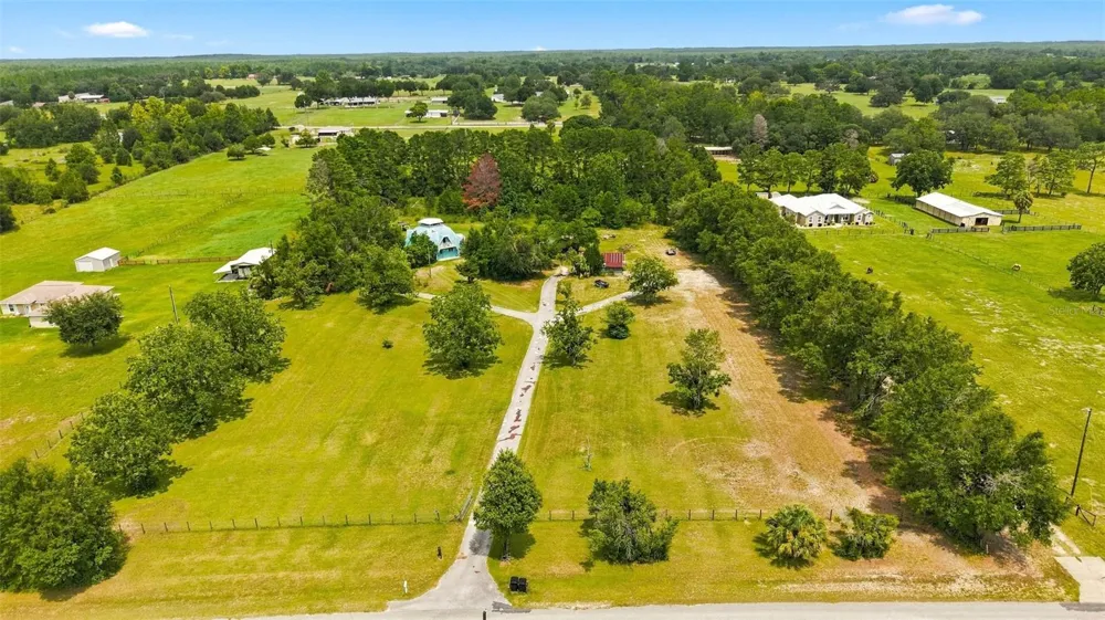5285 S HILLS POINT Lecanto, FL 34461