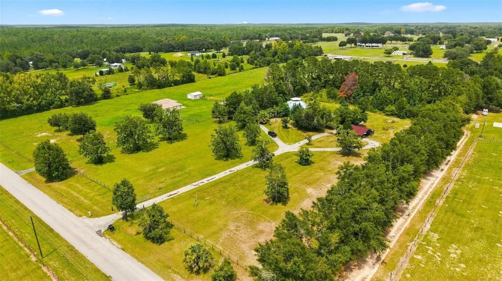 5285 S HILLS POINT Lecanto, FL 34461