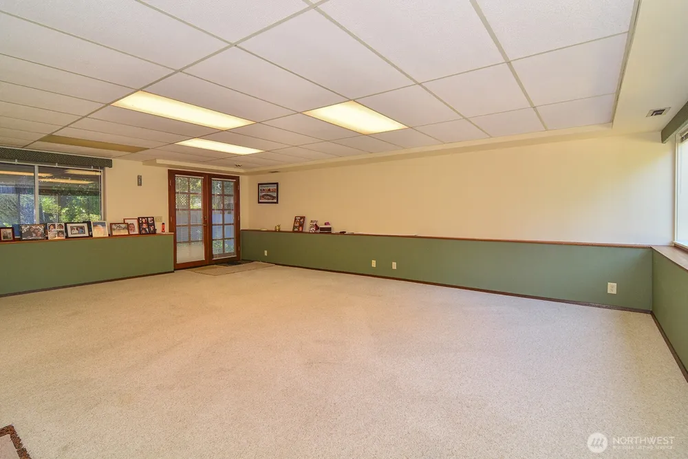 425 SW 183rd Street Normandy Park, WA 98166