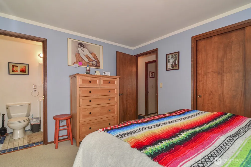 425 SW 183rd Street Normandy Park, WA 98166