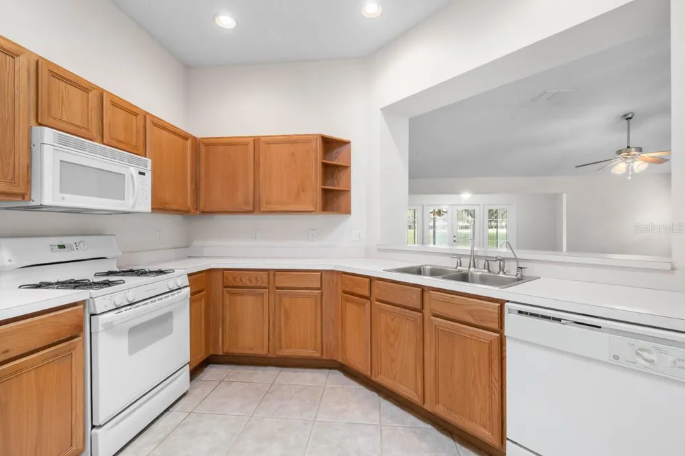 1148 CORINTH GREENS DRIVE Sun City Center, FL 33573