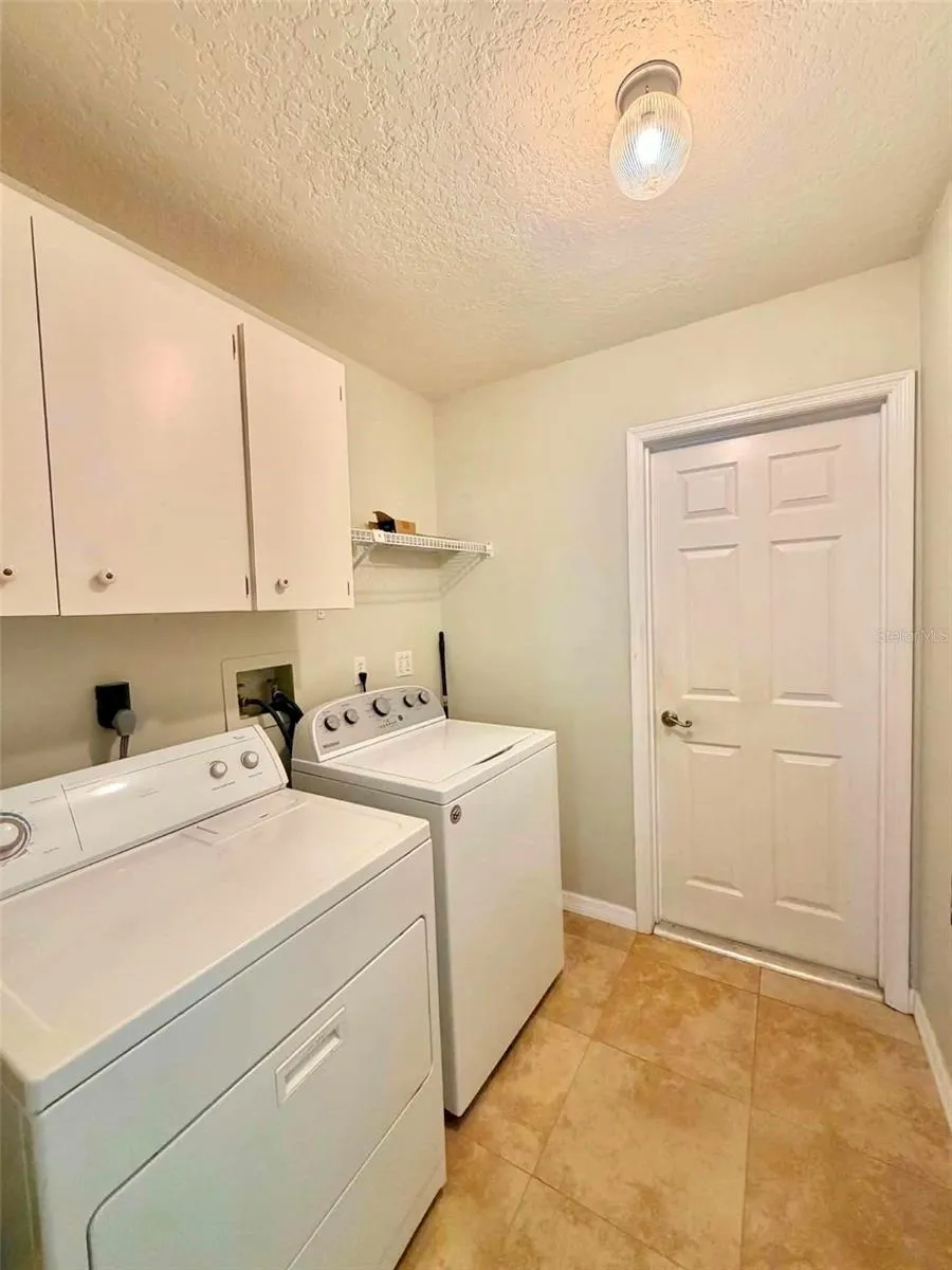 5647 DALTON COURT New Port Richey, FL 34655