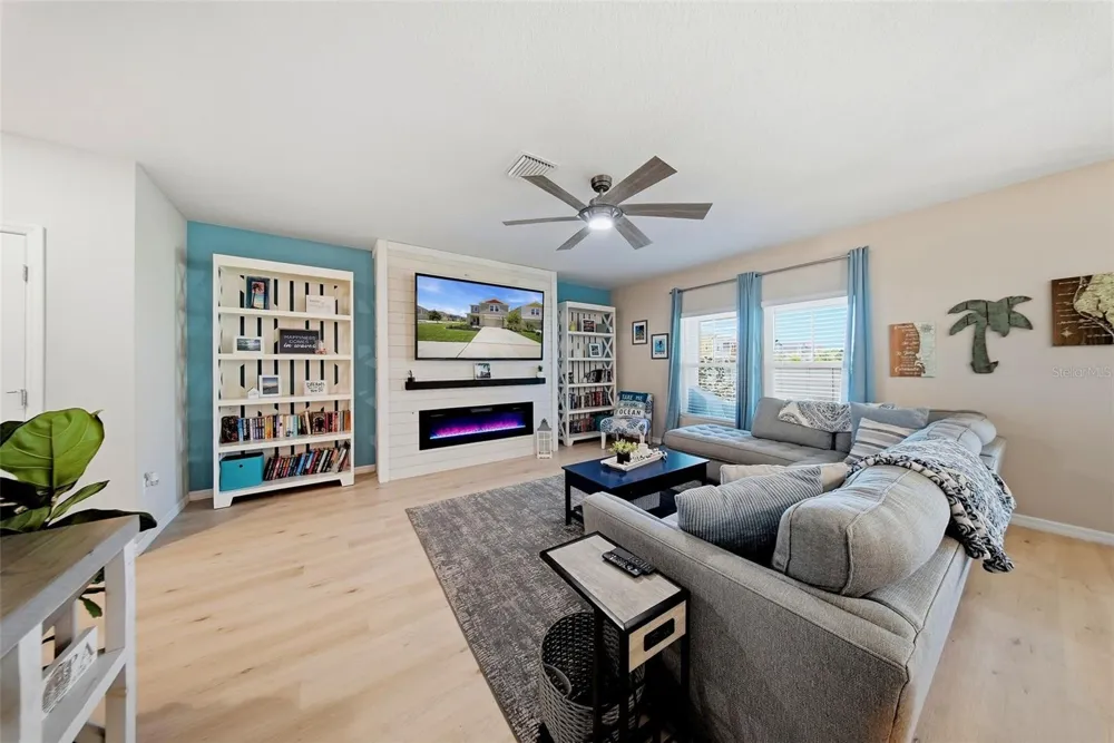 12953 CAMARILLO PLACE Lithia, FL 33547