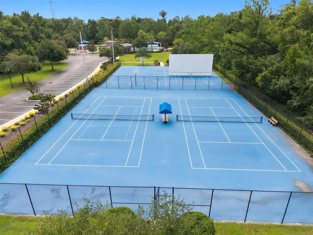 3225 CORDOBA RANCH BOULEVARD Lutz, FL 33559