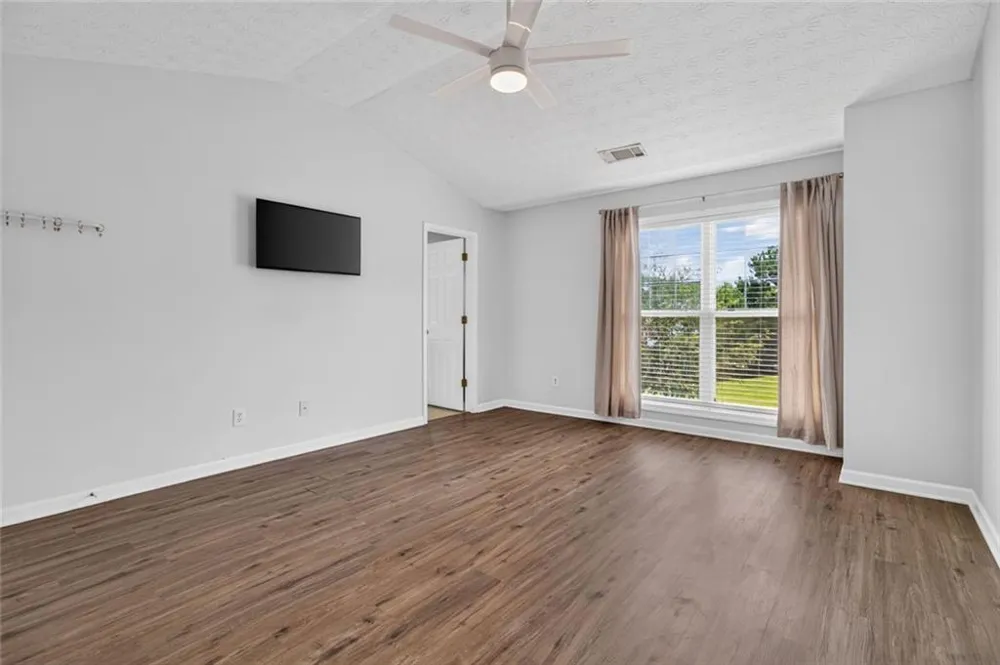 35 Pearl Chambers Drive Dawsonville, GA 30534