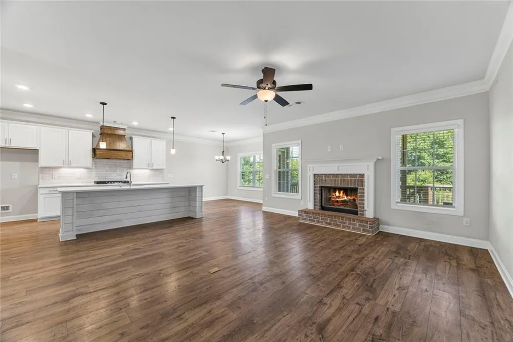 2504 Creekside Crossing Monroe, GA 30656