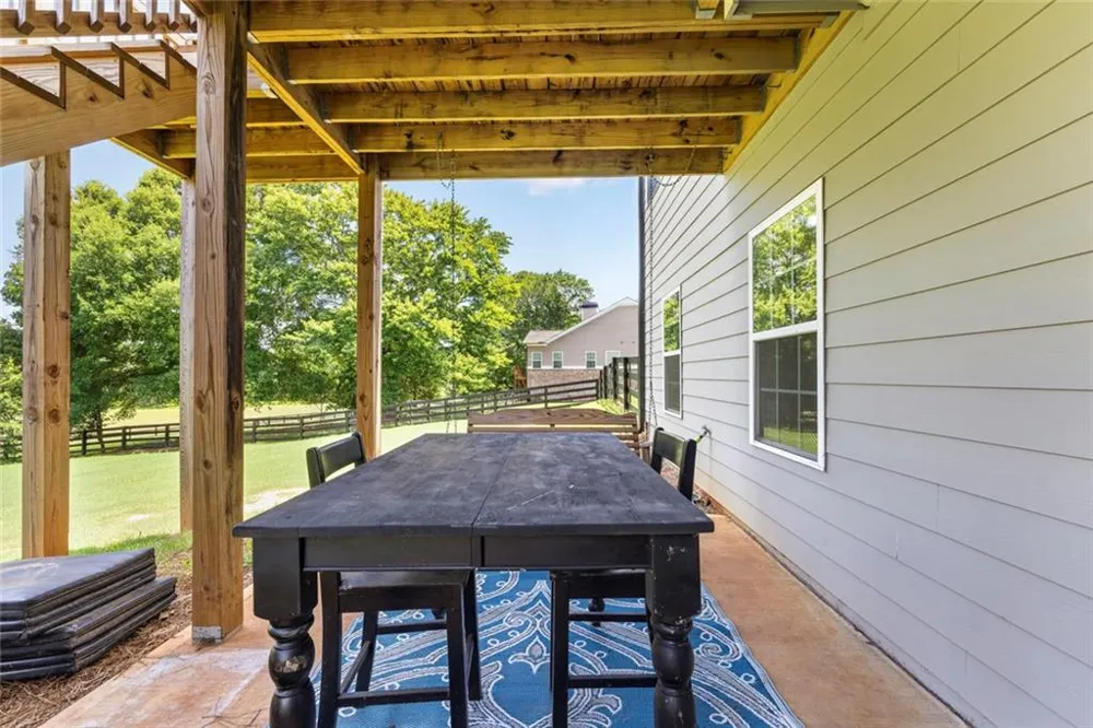 2504 Creekside Crossing Monroe, GA 30656