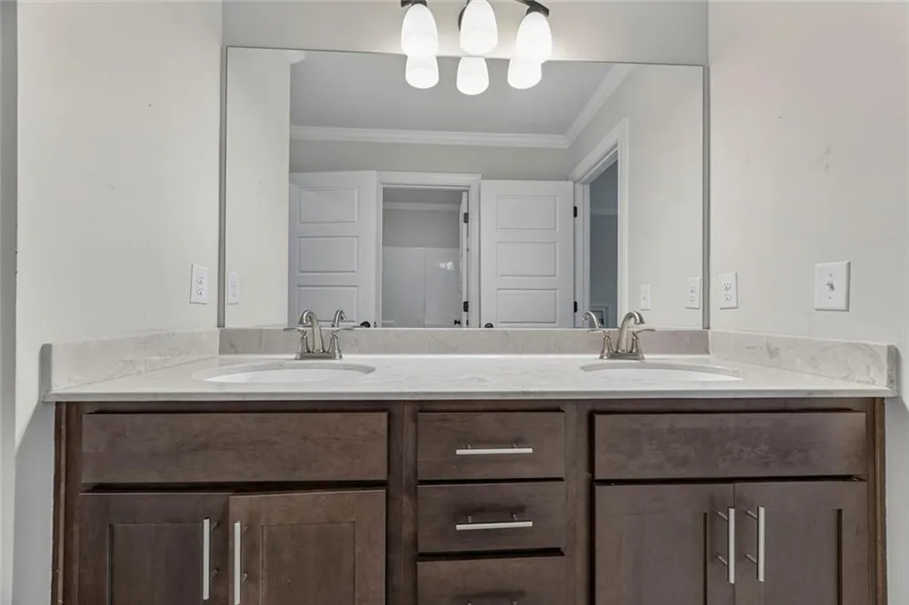 2504 Creekside Crossing Monroe, GA 30656