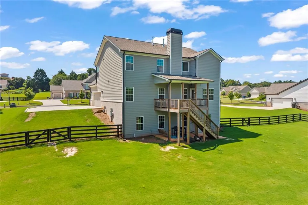 2504 Creekside Crossing Monroe, GA 30656