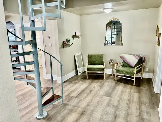 124 S 3rd Street Jacksboro, TX 76458