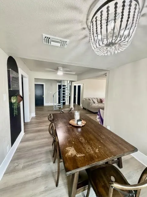 124 S 3rd Street Jacksboro, TX 76458