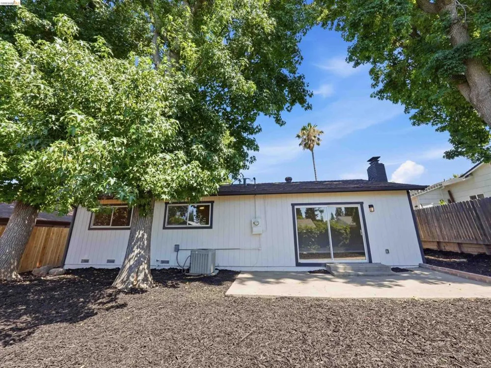 9341 Castlemont Cir Orangevale, CA 95662