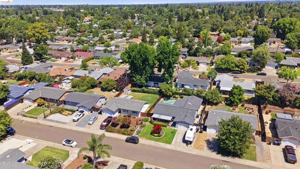 9341 Castlemont Cir Orangevale, CA 95662