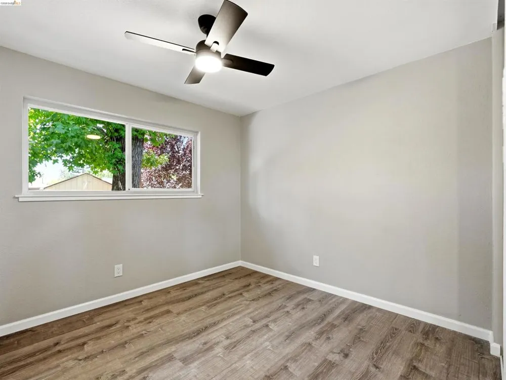 9341 Castlemont Cir Orangevale, CA 95662