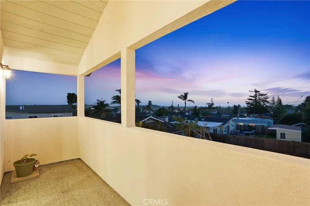 329 14th Street Grover Beach, CA 93433
