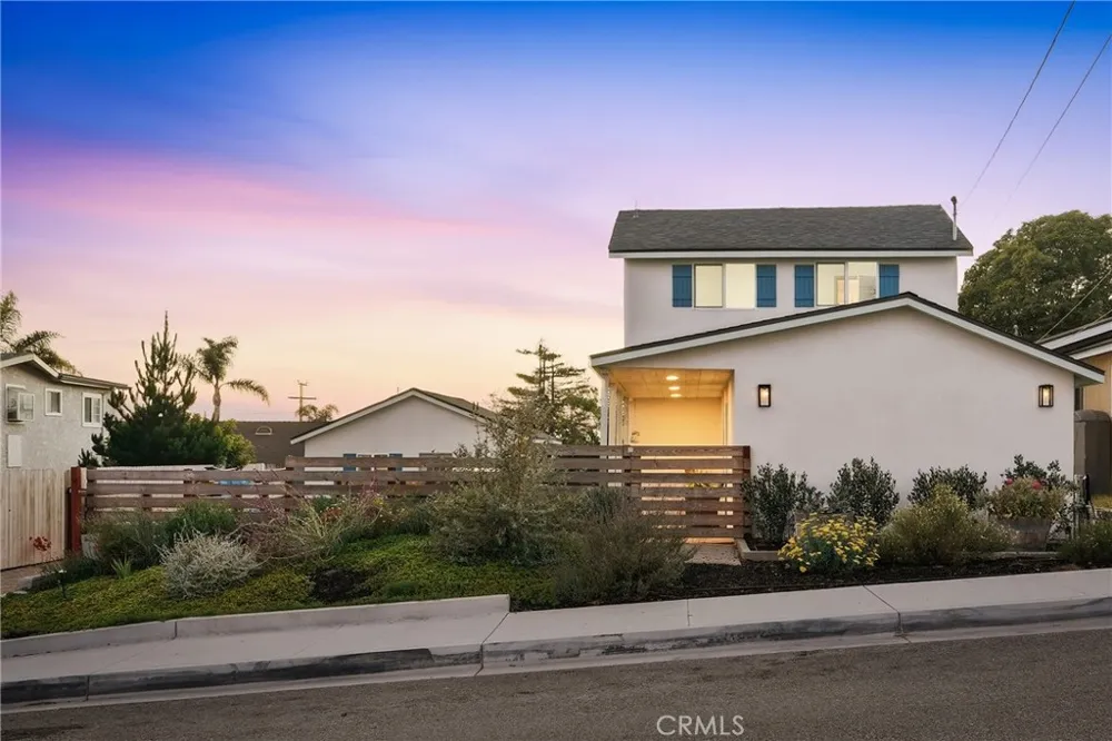 329 14th Street Grover Beach, CA 93433