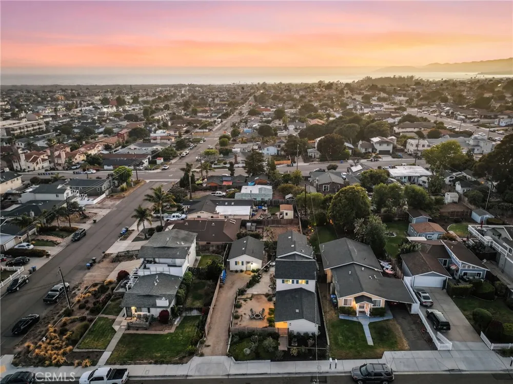 329 14th Street Grover Beach, CA 93433