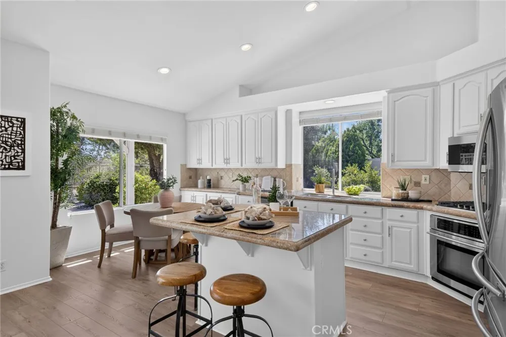32398 Corte San Vincente Temecula, CA 92592