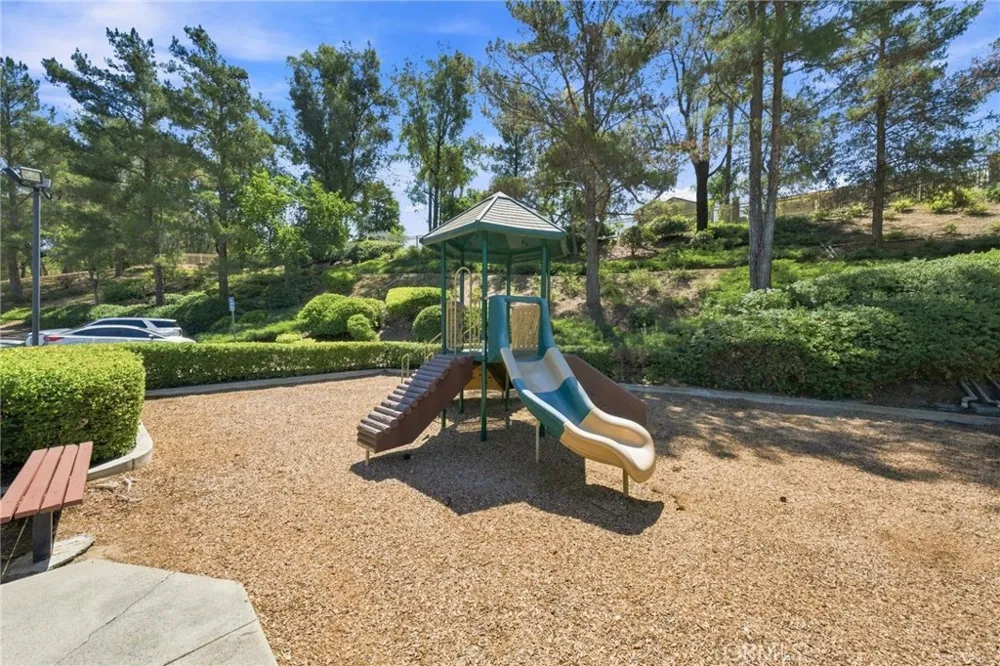 32398 Corte San Vincente Temecula, CA 92592