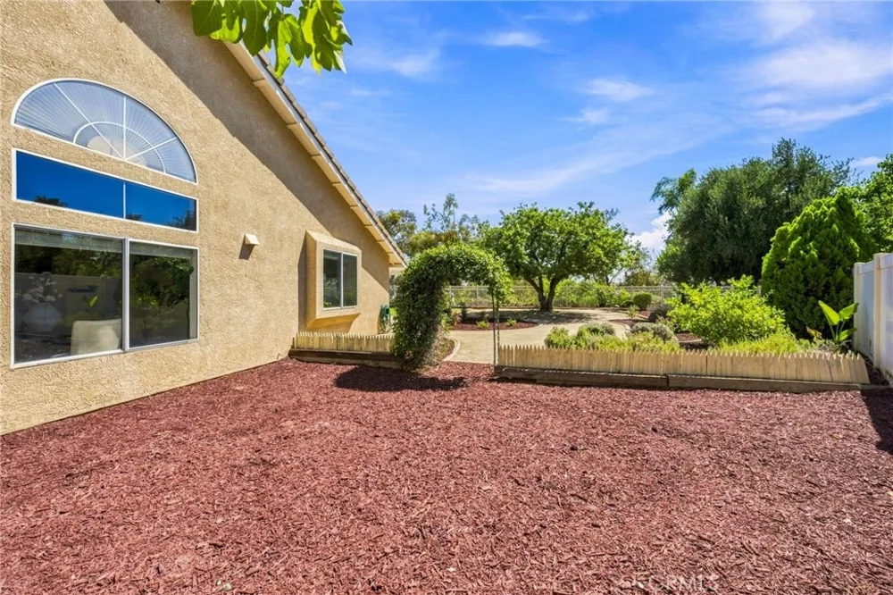 32398 Corte San Vincente Temecula, CA 92592
