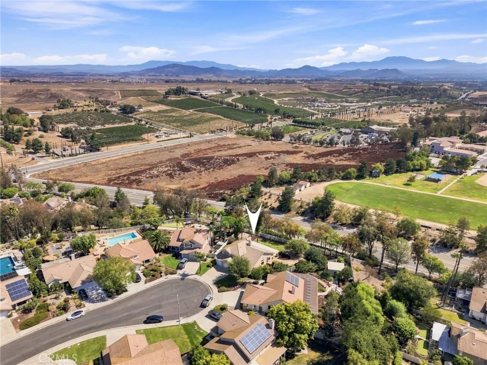 32398 Corte San Vincente Temecula, CA 92592
