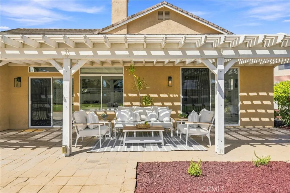 32398 Corte San Vincente Temecula, CA 92592