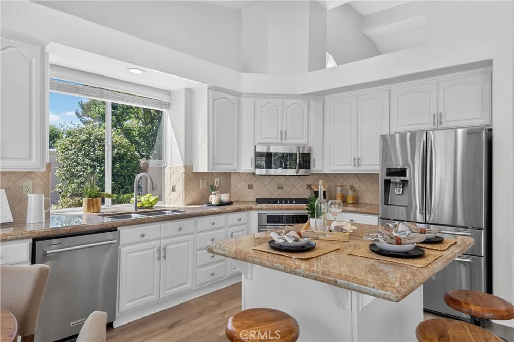 32398 Corte San Vincente Temecula, CA 92592