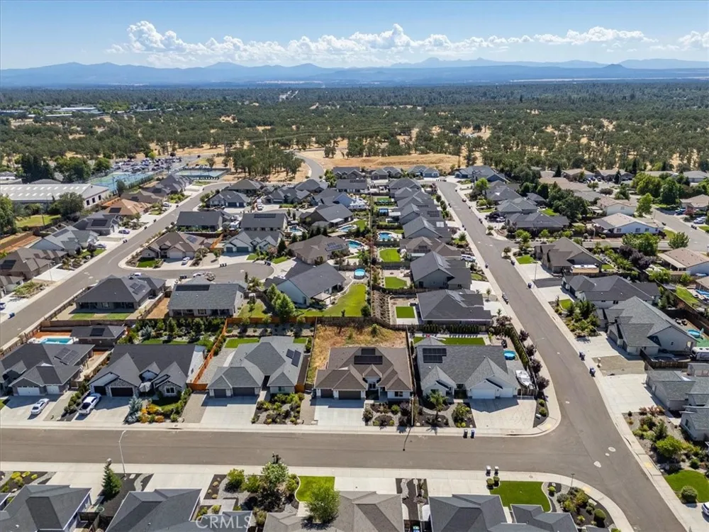 3677 Nadal Drive Redding, CA 96002