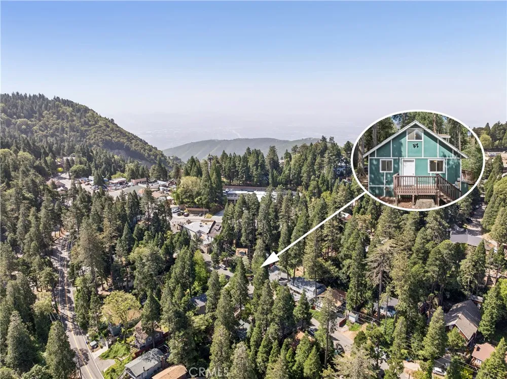 794 Woodland Crestline, CA 92325