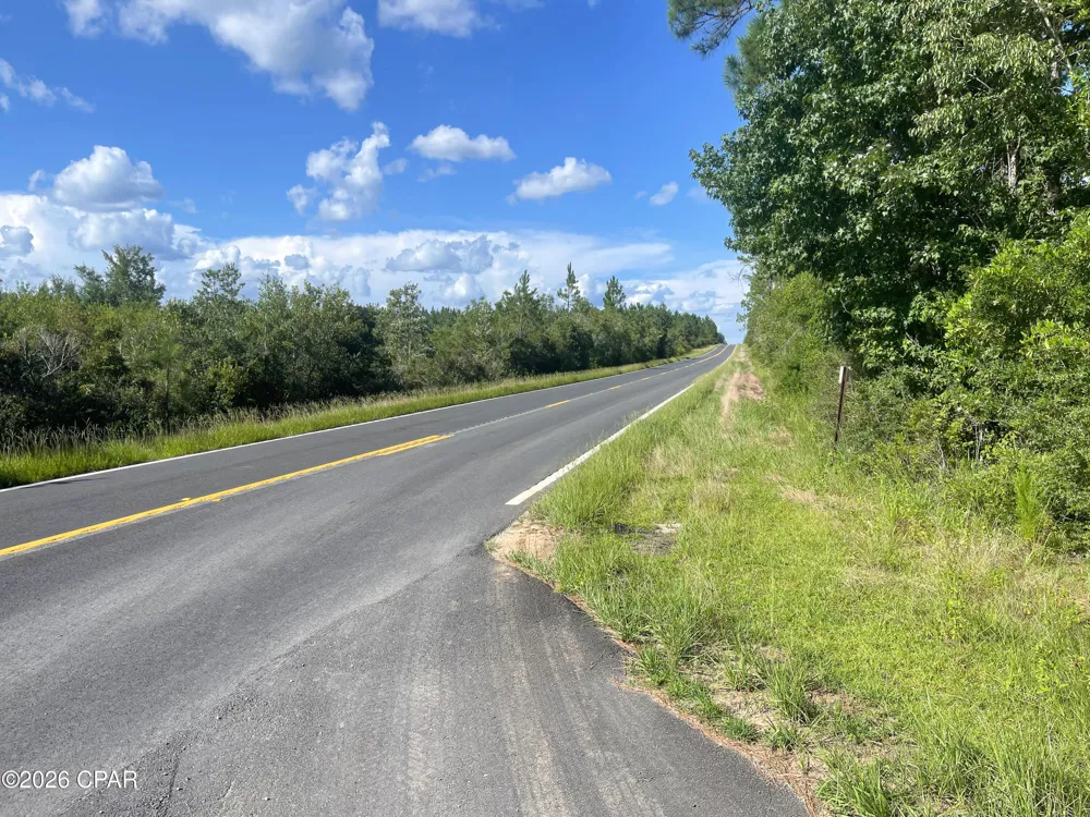 7 Douglas Ferry Road Bonifay, FL 32425