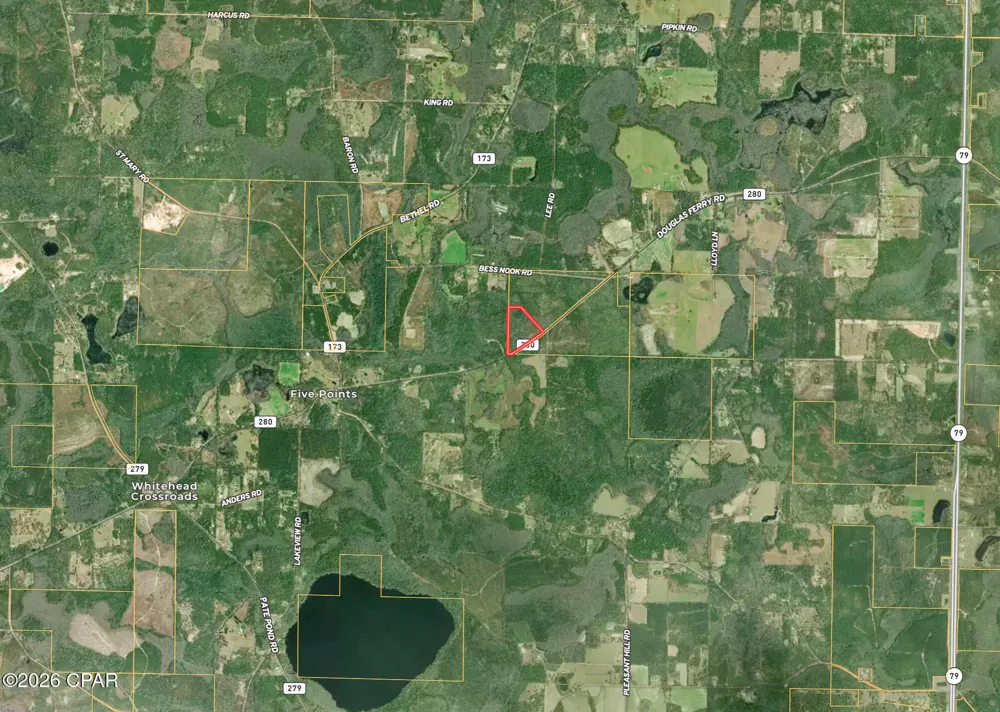 7 Douglas Ferry Road Bonifay, FL 32425