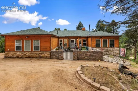185 Bear Lake Circle