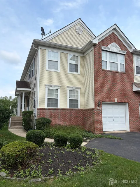 193 Fountayne Lane