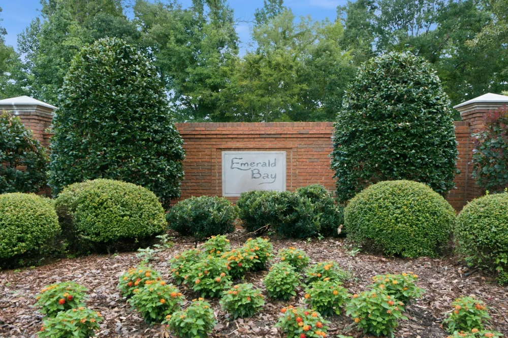 1418 Emerald Pointe Drive Soddy Daisy, TN 37379