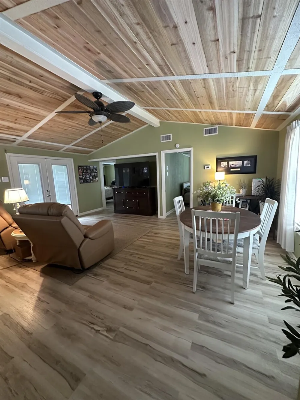 16717 Captain Hook Jamaica Beach, TX 77554