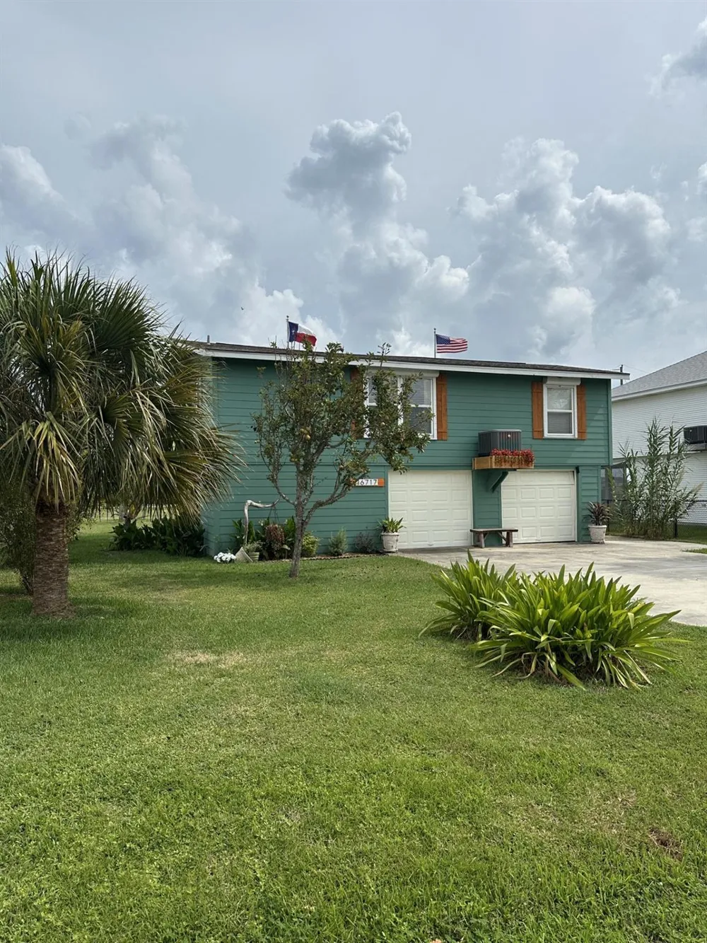 16717 Captain Hook Jamaica Beach, TX 77554