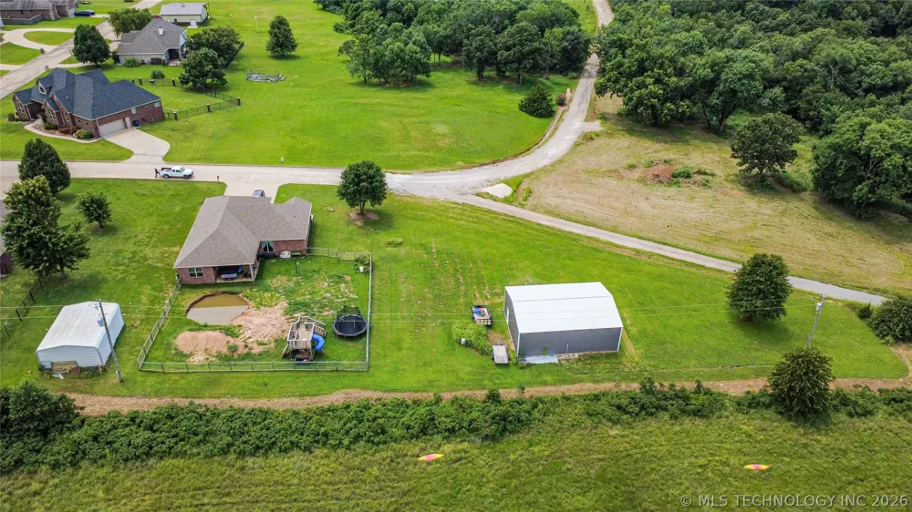 1431 Crestview Drive Cleveland, OK 74020