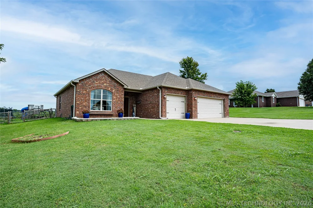 1431 Crestview Drive Cleveland, OK 74020