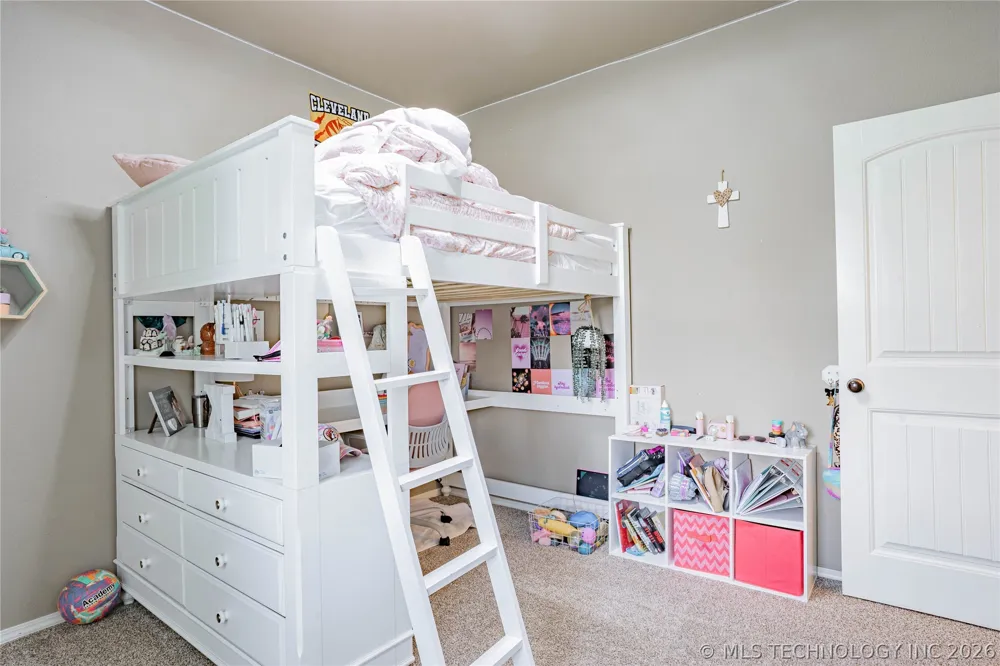 1431 Crestview Drive Cleveland, OK 74020