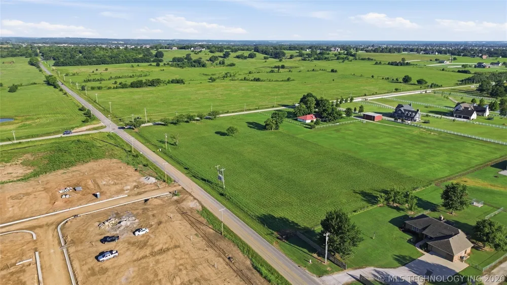 141 S Lewis Avenue Bixby, OK 74008
