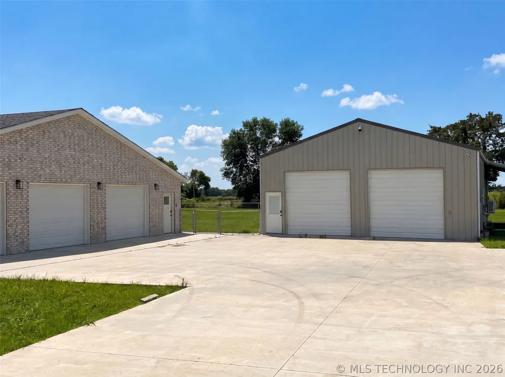 1950 E 474 STREET Pryor, OK 74361