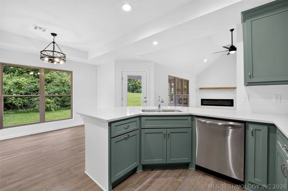 400 W 54th Street Sand Springs, OK 74063