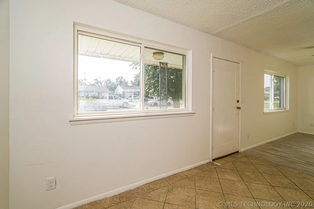 44 S 200th East Avenue Tulsa, OK 74108