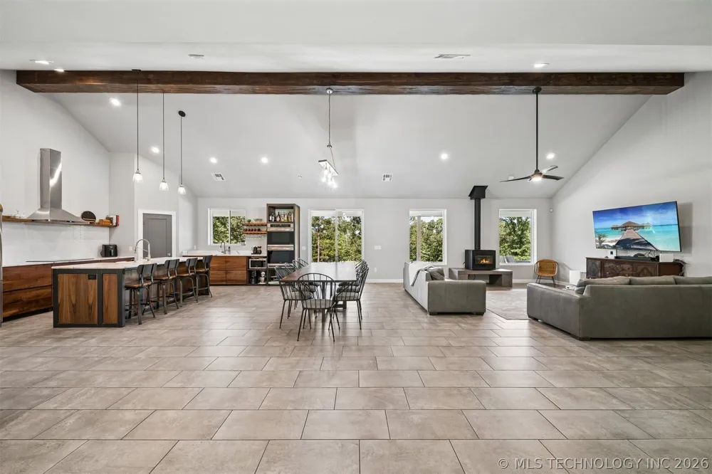 8116 Gary Drive Tulsa, OK 74131